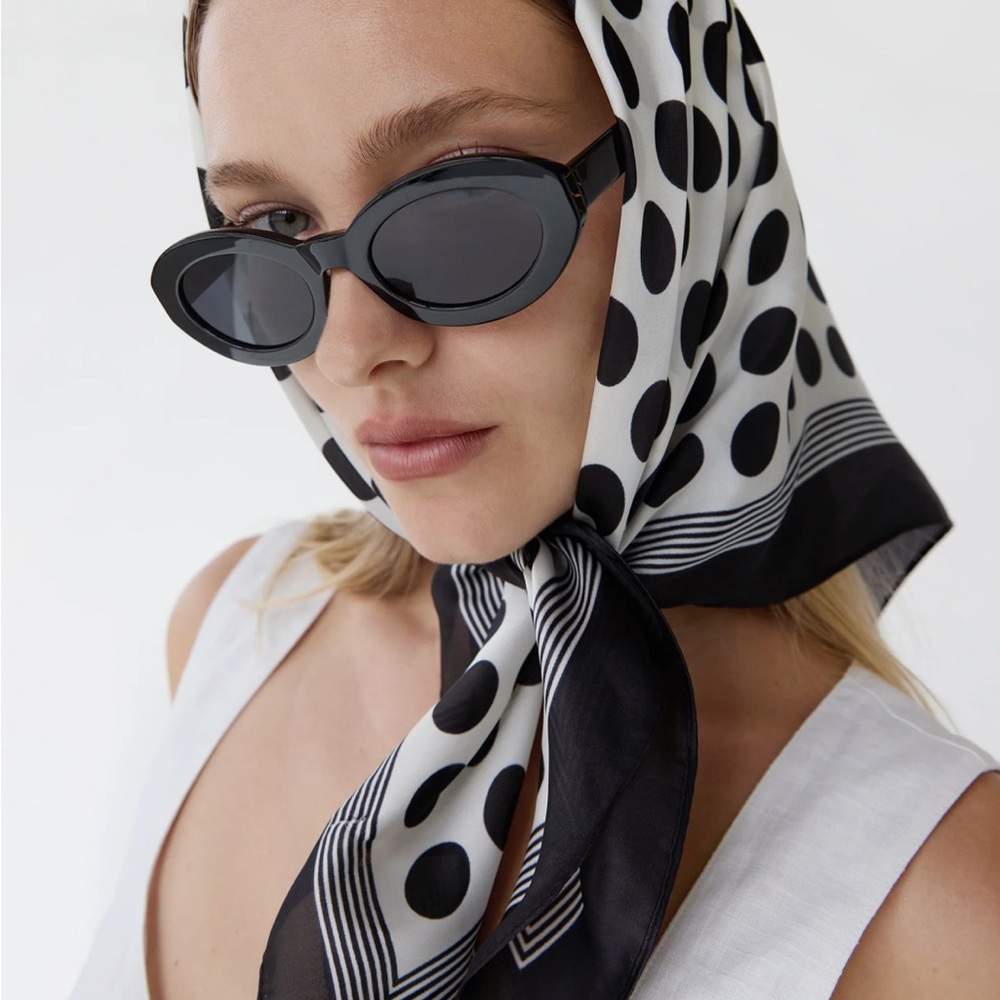 POLKA DOT SATIN HEAD SCARF